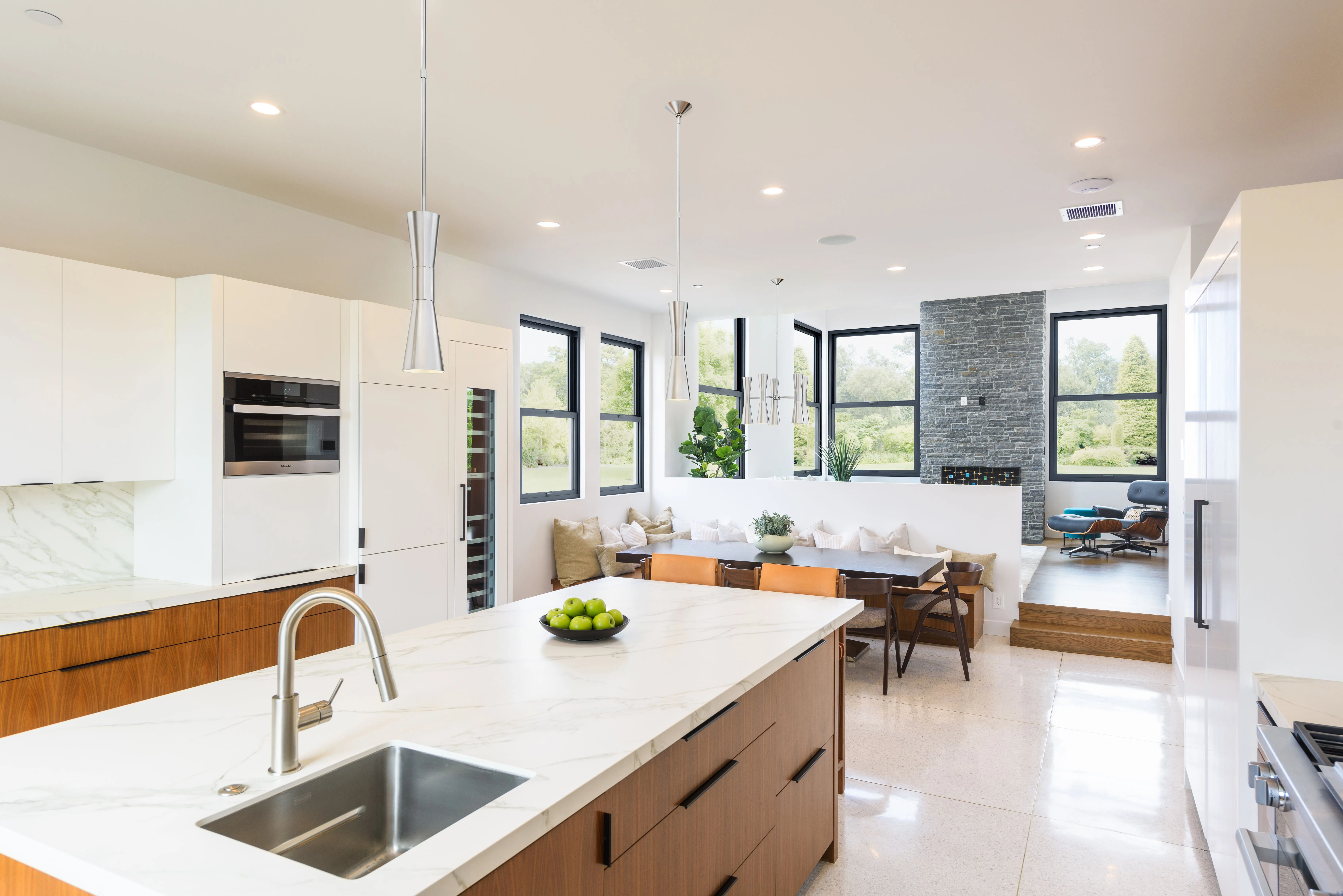 C700 Fiberglass Series window